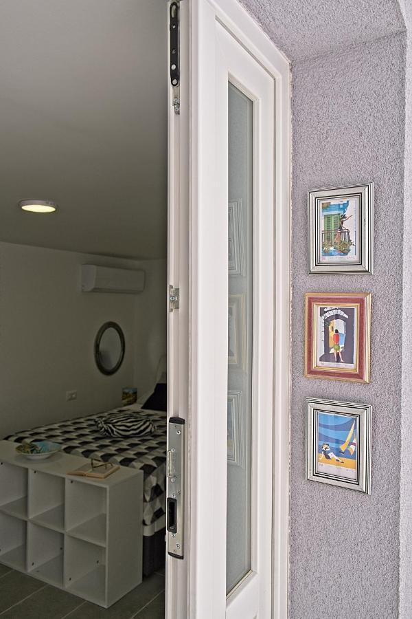 מאקרסקה Apartments Lux מראה חיצוני תמונה