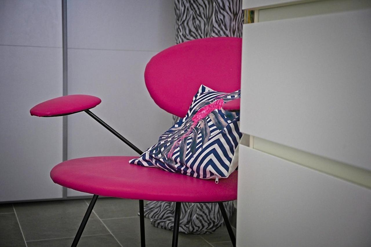 מאקרסקה Apartments Lux מראה חיצוני תמונה